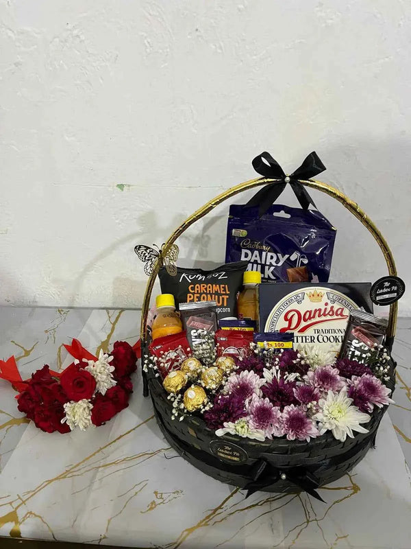 Gajray & Goodies – Eid Basket with Floral Touch