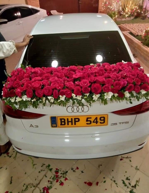 Audi Interior Rear-Shelf Flower Bed