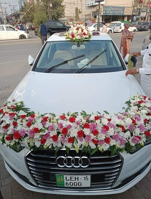 Audi Minimalist White Rose Hood Spray