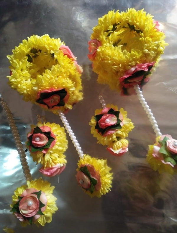Yellow Sunshine Bridal Gajray & Teeka Set