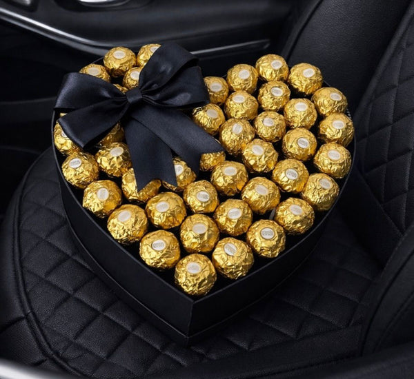 Luxe Celebration Hamper - Cake, Bouquet & Balloons