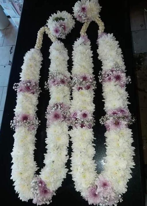 🤍 White & Pink Wedding Flower Mala 🌸