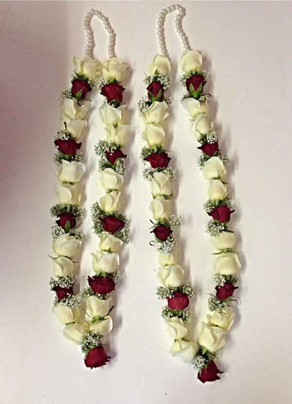 🌹 Royal Red & White Rose Wedding Mala 🤍