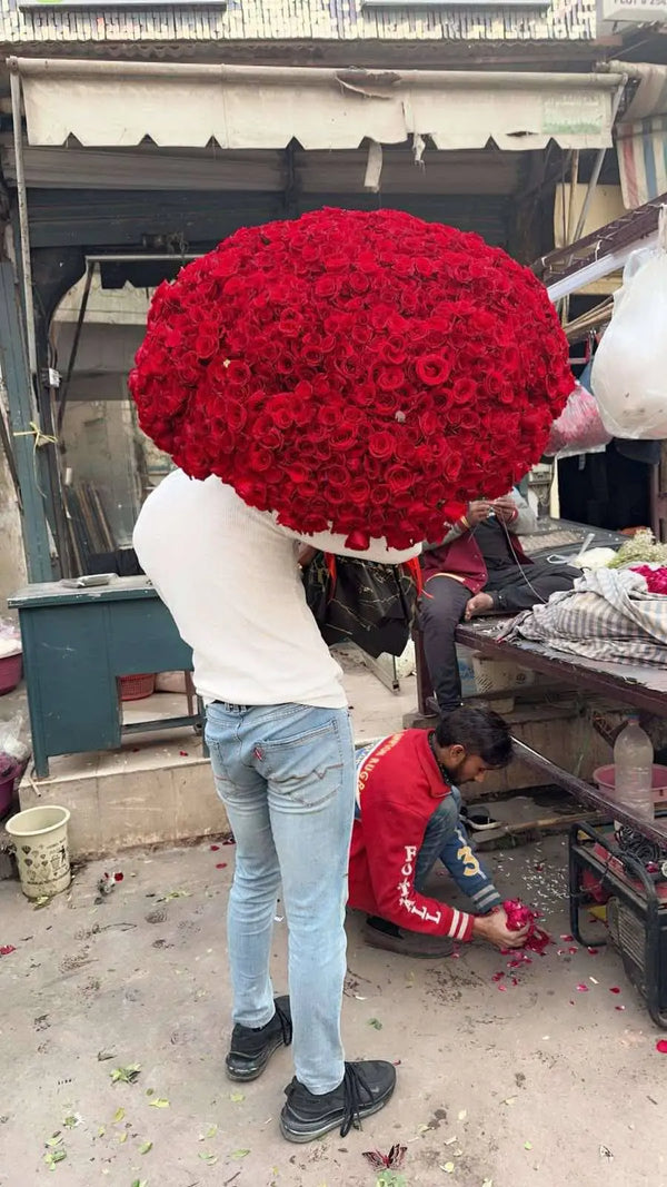XXL 1200 Red Roses Bouquet – Ultimate Luxury